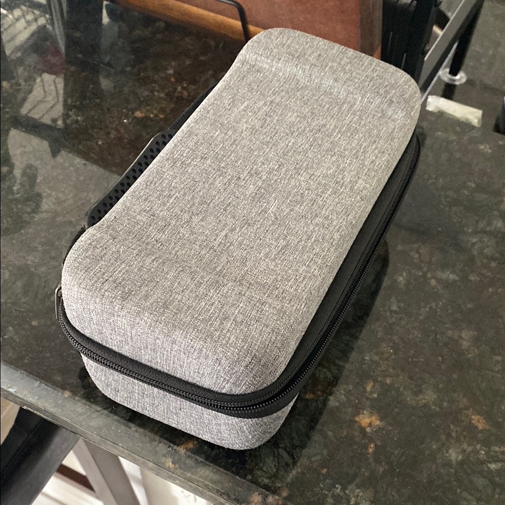 Gray Nintendo Switch (1) Case with Zipper